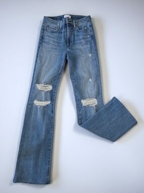 Joe's Jeans Light Blue Distressed Flare Jeans 26 X 32